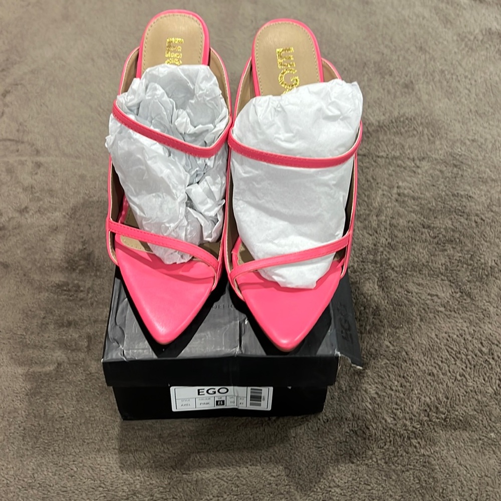 Pink women slide on heels size 10 never worn!!!!
